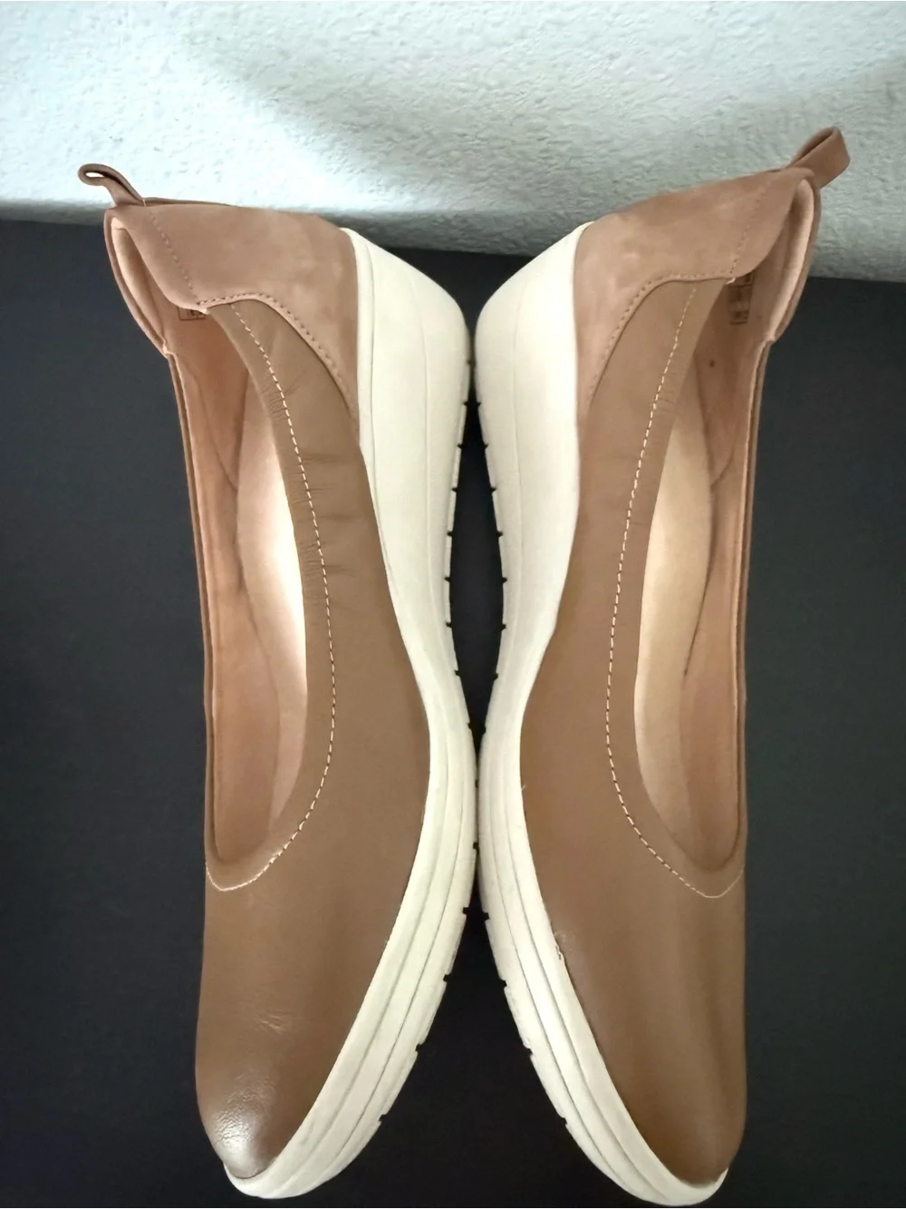 Vionic Leather Jacey Wedge Toffee Orthotic Arch Support